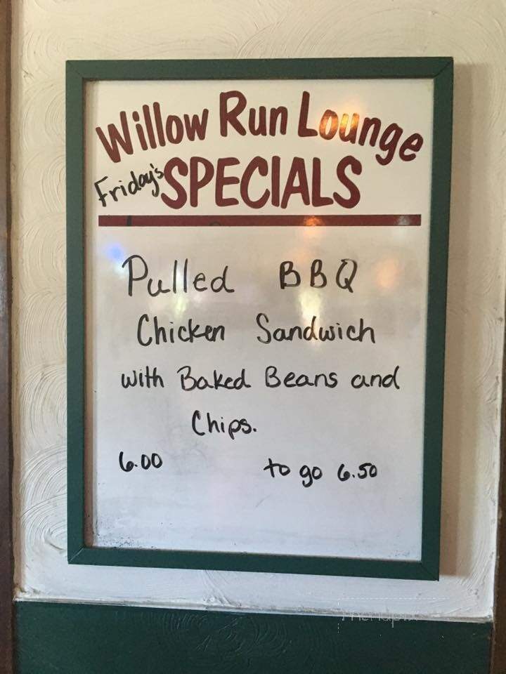 Willow Run Lounge - Mason City, IA