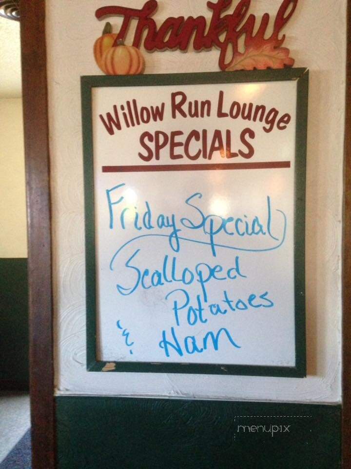 Willow Run Lounge - Mason City, IA