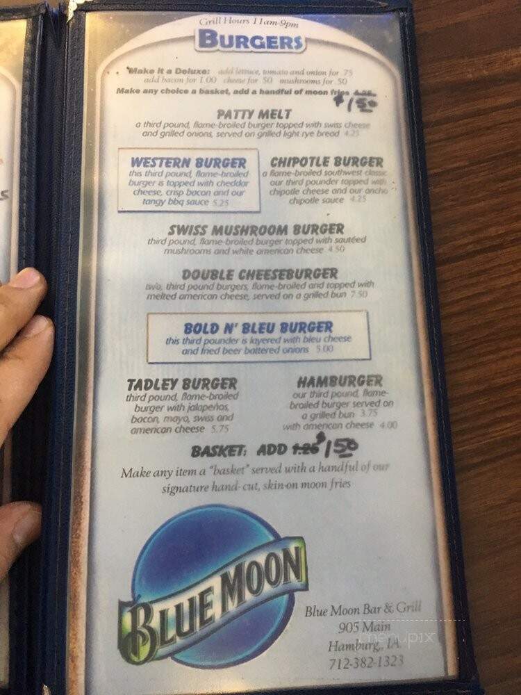 Blue Moon Bar - Hamburg, IA