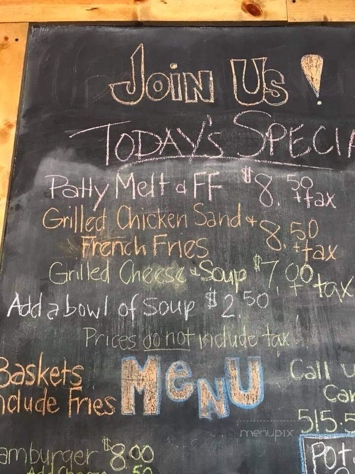 Ruby's Pub & Grill - Stuart, IA